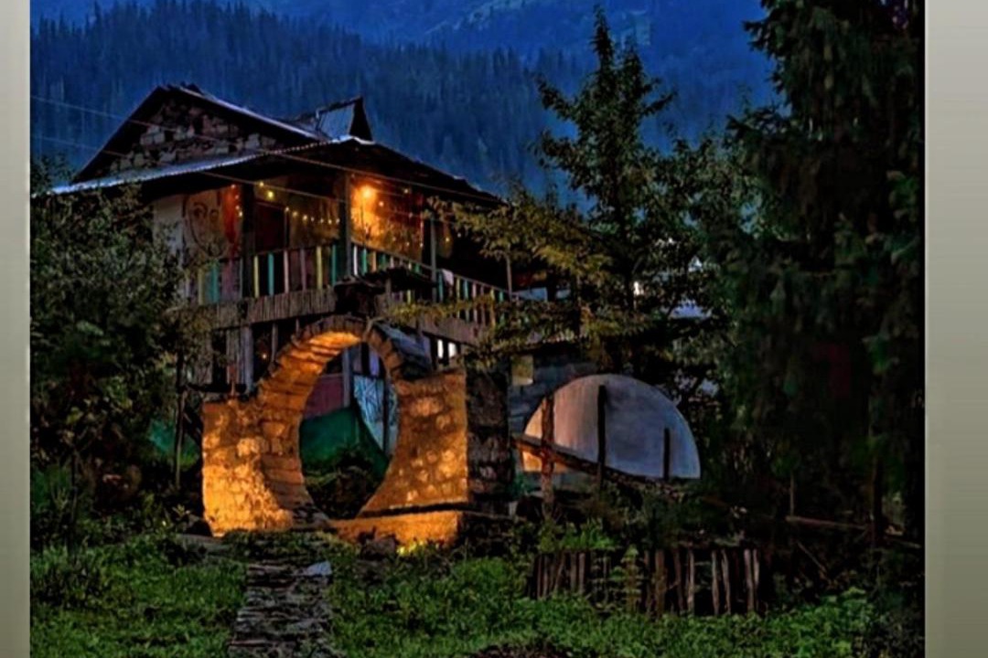 Photo of Buildings in Kullu