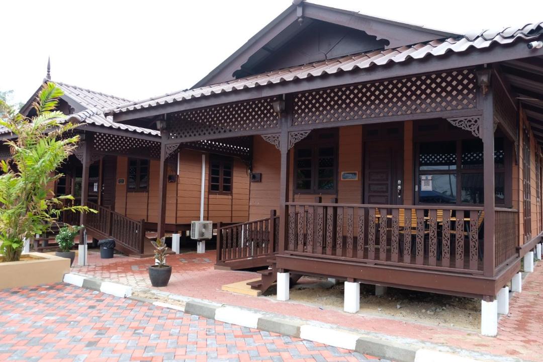 Photo of Buildings in Kampung Ulu Takir