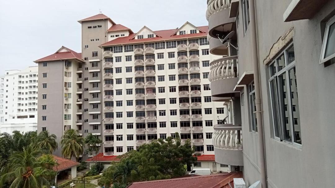 Photo of Buildings in Taman Tanjung