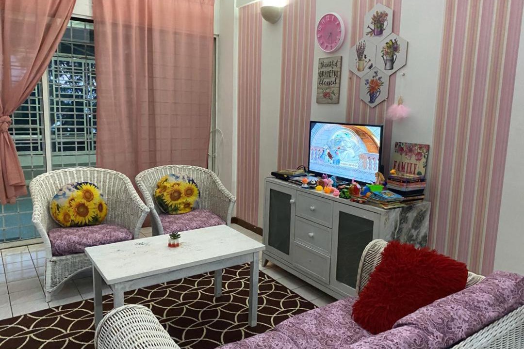 Photo of Livingroom in Taman Haji Zainal