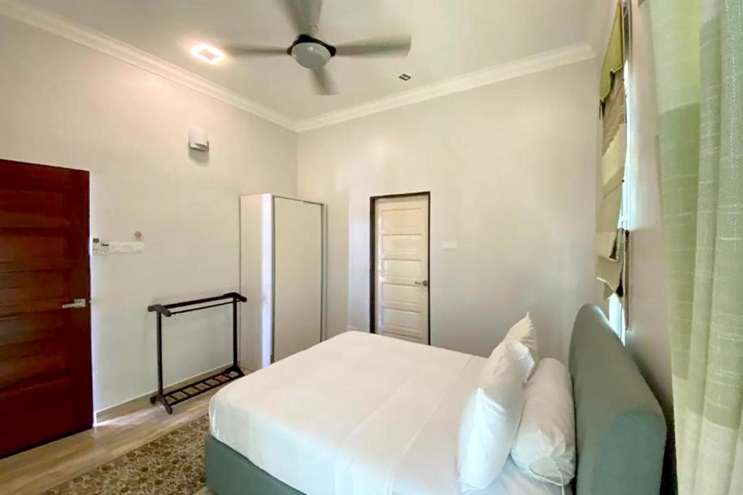 Photo of Bedroom in Marang
