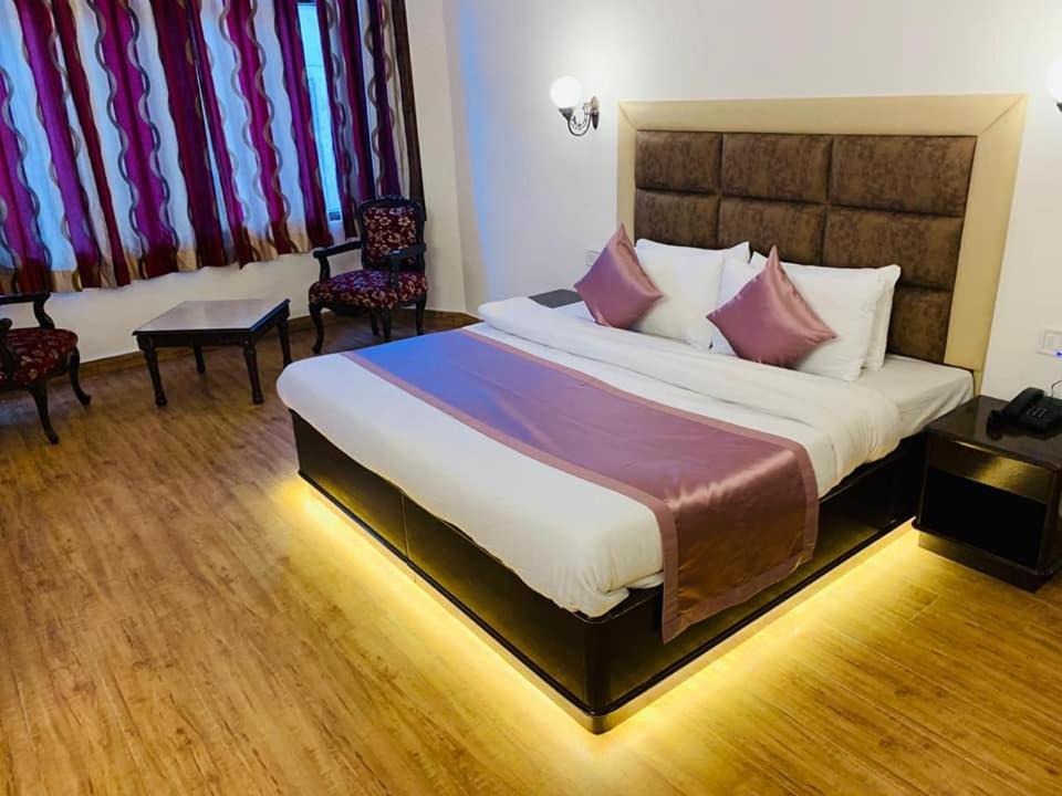 Photo of Bedroom in Simsa Village