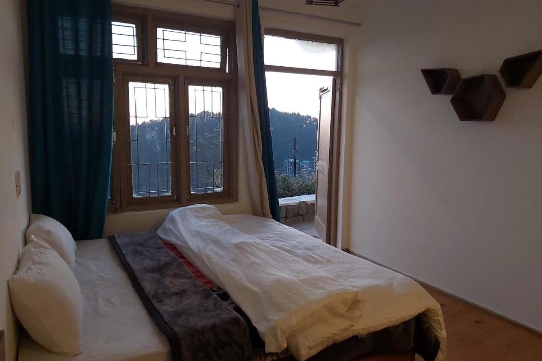 Photo of Bedroom in Bhagsu Nag