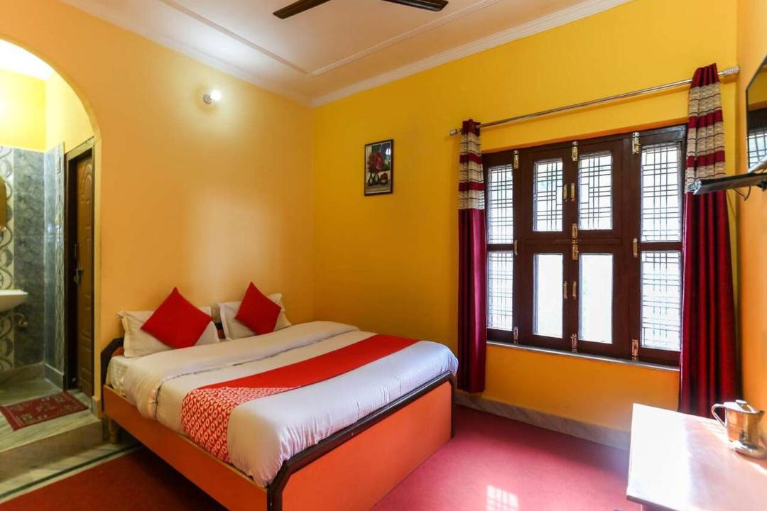 Photo of Bedroom in Lansdowne