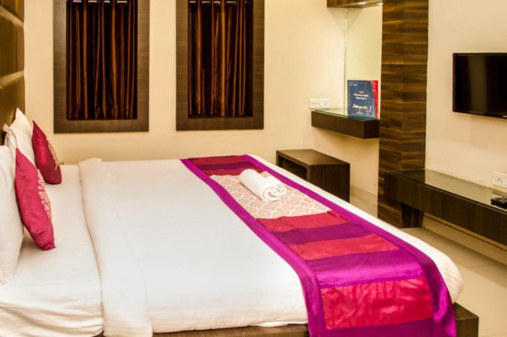 Photo of Bedroom in Ballygunge