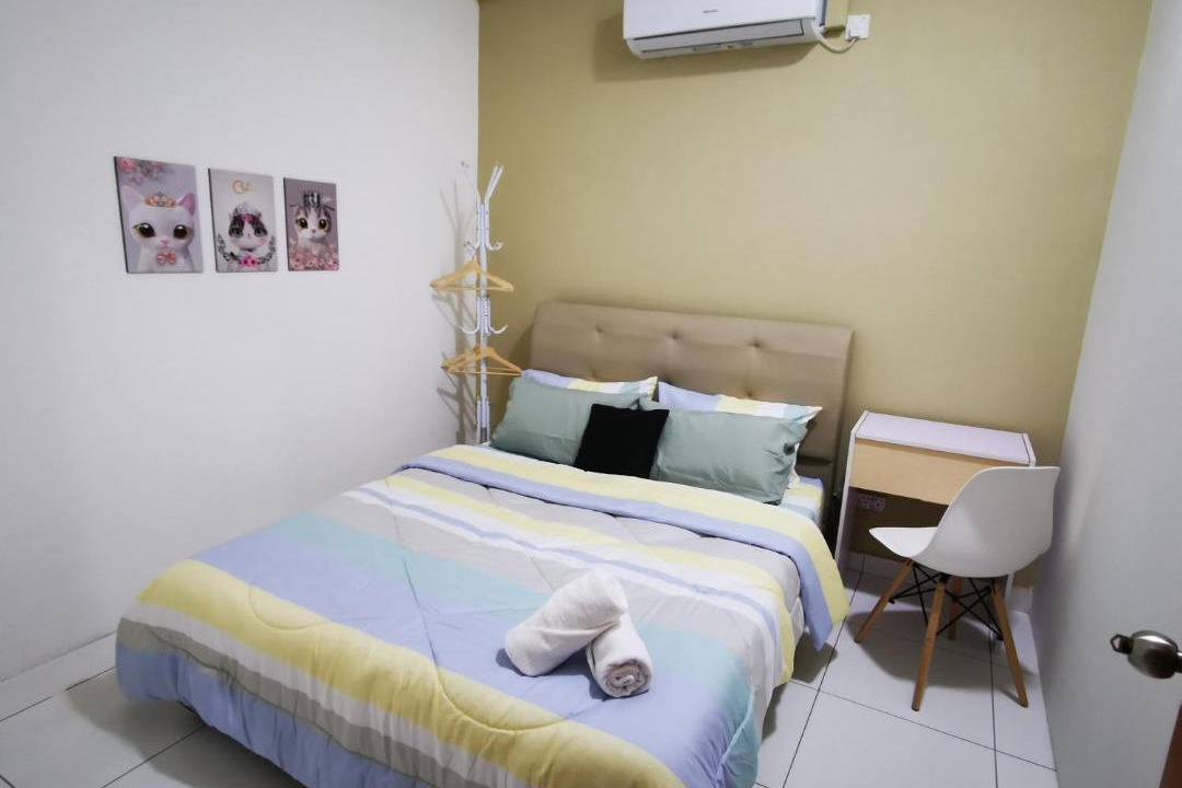 Photo of Bedroom in Taman Mount Austin
