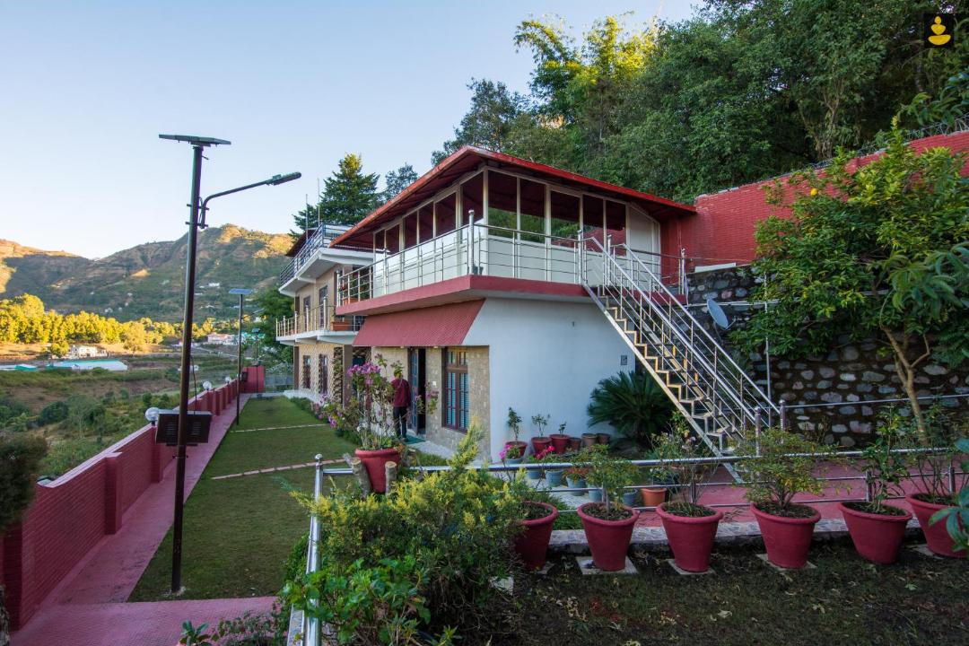 Photo of Buildings in Naukuchiyatal