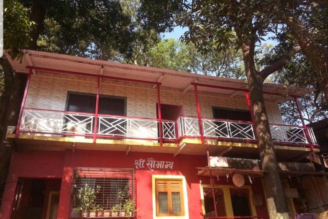 Photo of Buildings in Matheran