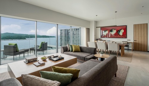 King Seaview Suite (High Floor)