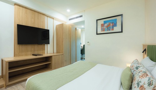 Executive Suite