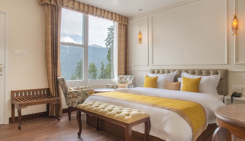 Deluxe Room, 1 King Bed, Mountain View