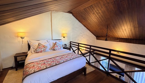 Kathkuni Cottage