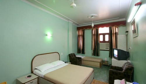 Deluxe Room, 1 Queen Bed