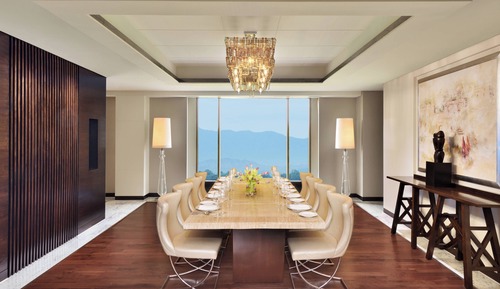 Executive Studio, 1 King Bed, City View
