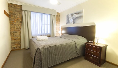 Family Unit 2 Bedrooms