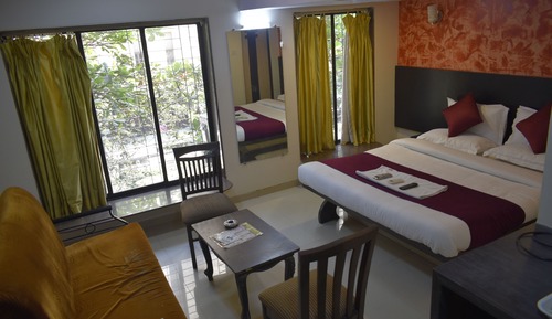 AC Deluxe Room