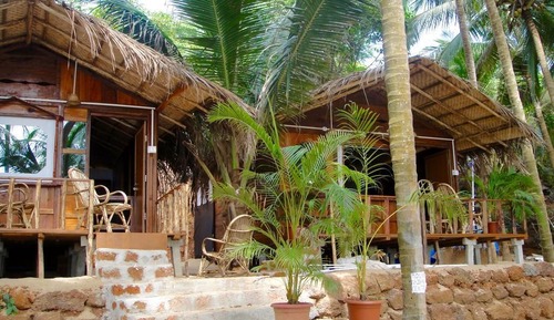 Standard Cottage, 1 King Bed, Smoking, Lagoon View