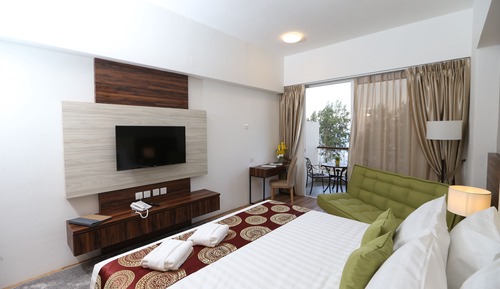 Superior King Room 
