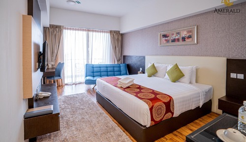 Deluxe King Room 