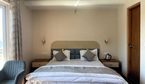 Luxury Room, 1 Bedroom, Balcony, Valley View