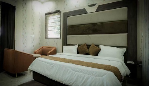 Deluxe Double Room, Balcony, Garden View