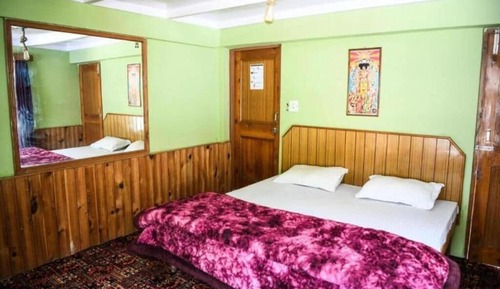 Basic Double Room
