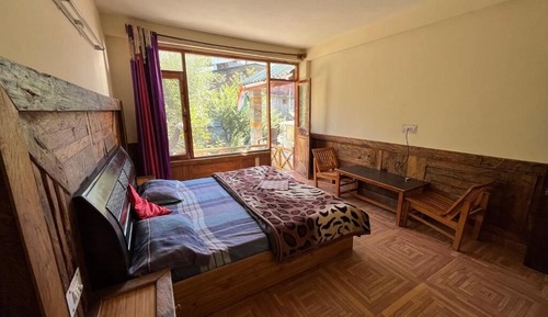 Double Room, 1 Double Bed