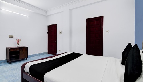 Classic Double Room, Bathtub