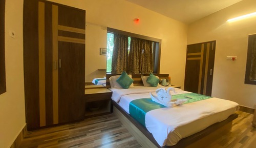 Superior Double Room, Balcony, Garden View
