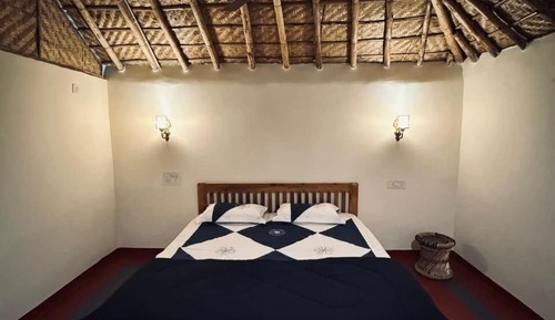 Standard Room, Hill View