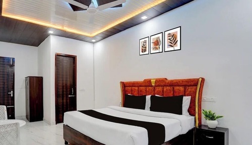 Deluxe Double Room, City View