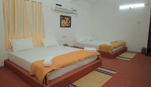 Deluxe Double Room, Garden View
