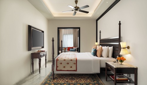 Deluxe Room, 1 King Bed