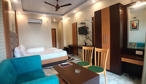 Executive Side Sea View Room