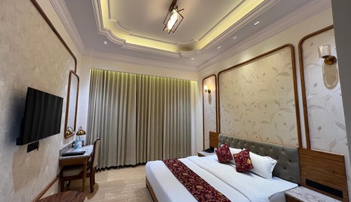 Luxury Room