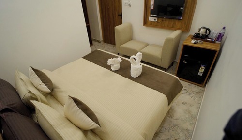 Deluxe Double Room, City View