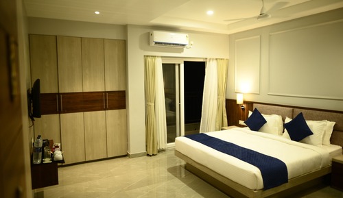 Premium Room, City View