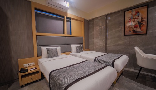 Deluxe Double or Twin Room