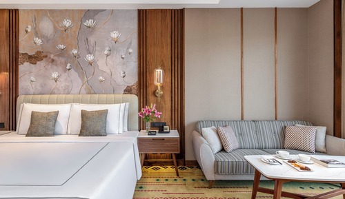 Deluxe Room, 1 King Bed
