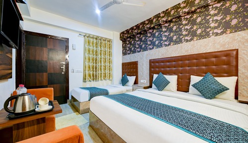 Superior Triple Room