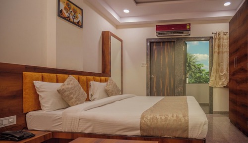 Luxury Double Room, Balcony, City View