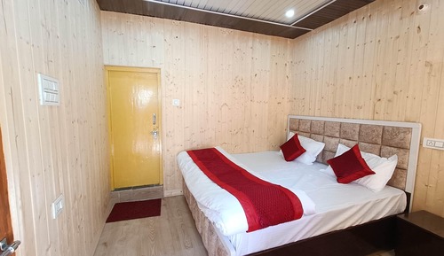 Deluxe Room, Balcony