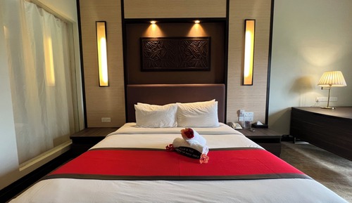 Clubhouse King Room