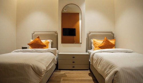Deluxe Room, City View
