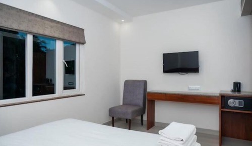 Deluxe Single Room