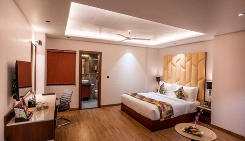 Executive Room, City View