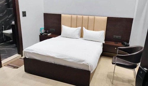 Standard Double Room, Balcony, City View