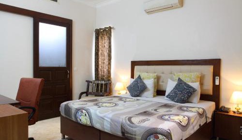 Classic Double Room
