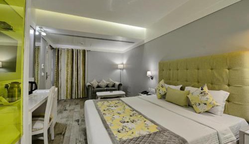 Royal Double Room