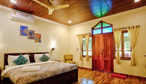 Quadruple Room with Balcony